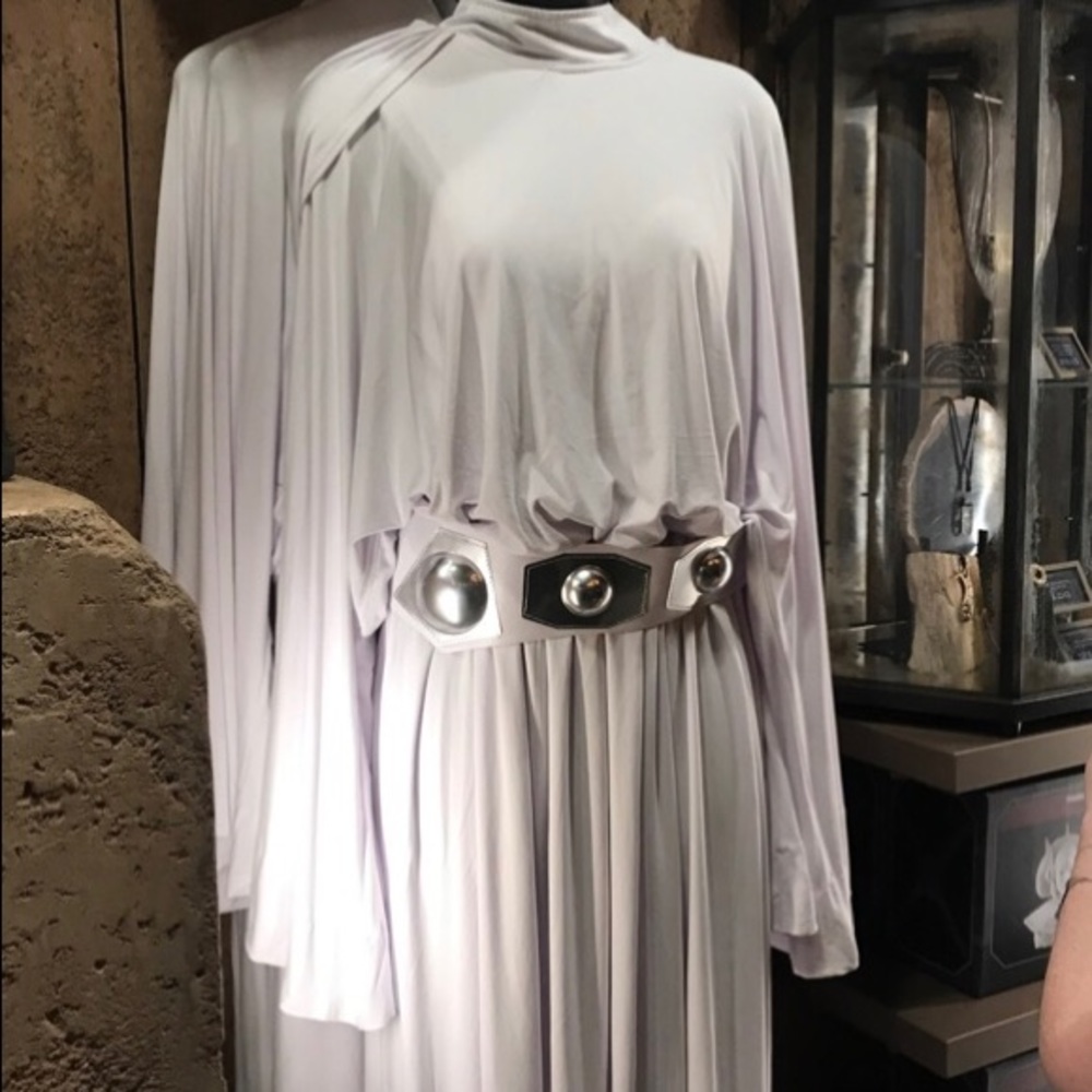 Official Princess Leia Costume from Galaxy’s Edge